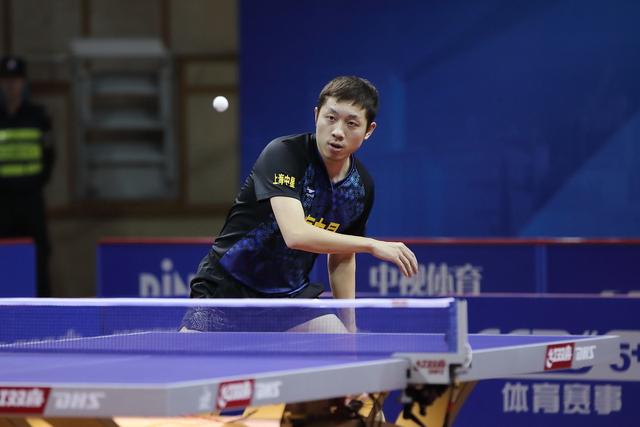 棋迷的热烈 棋迷的热烈