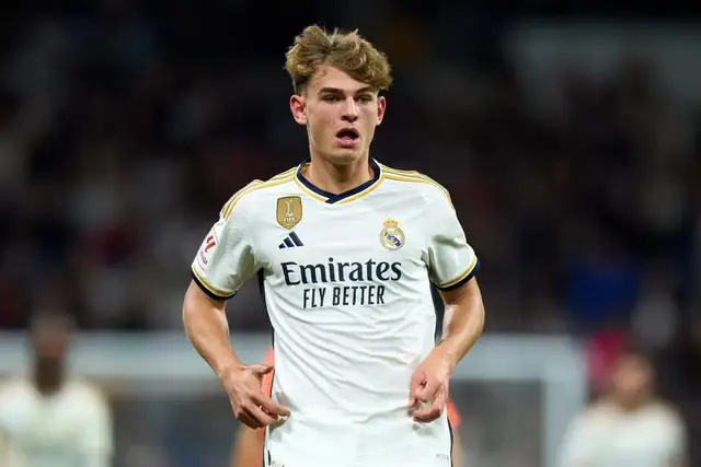 是她被杨舒 是她被杨舒