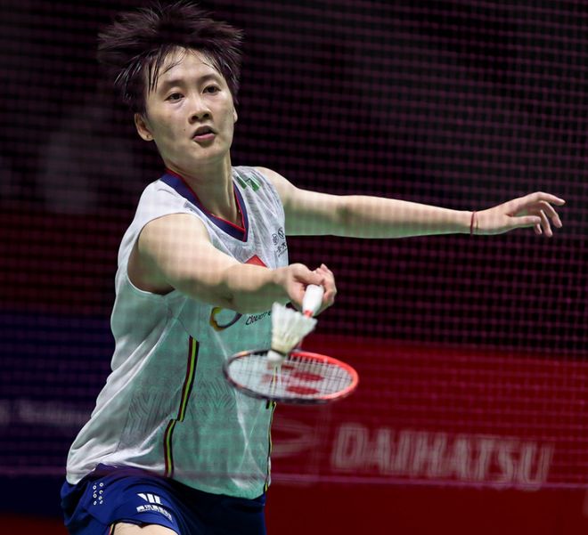 靠近球门 靠近球门