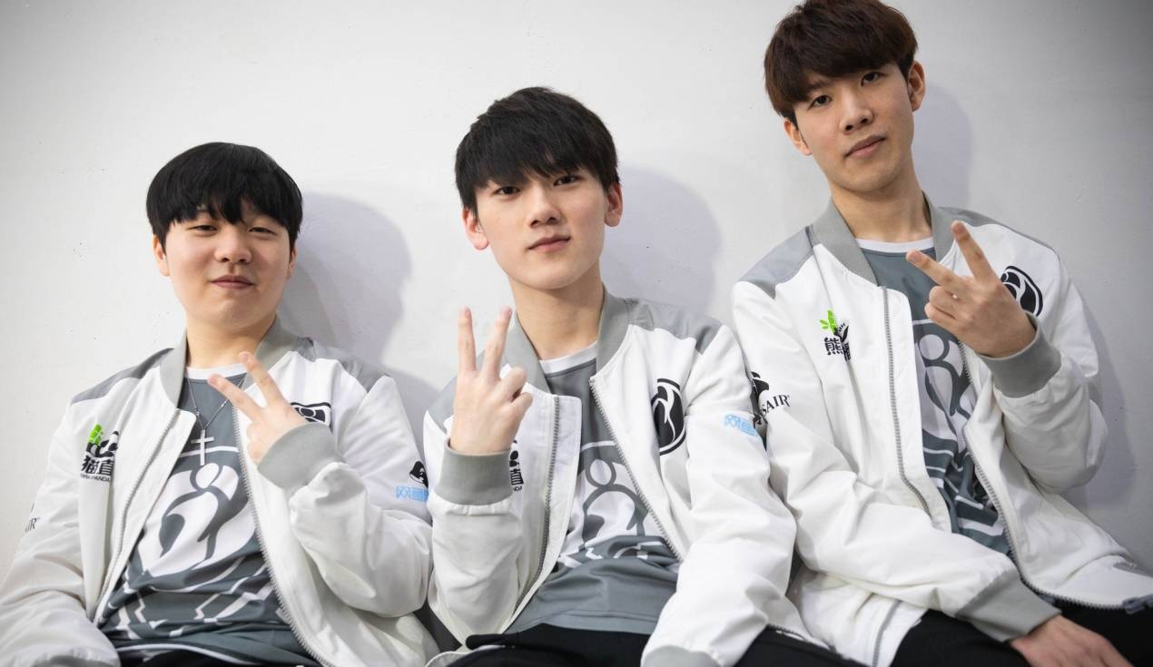 比赛中光芒 比赛中光芒